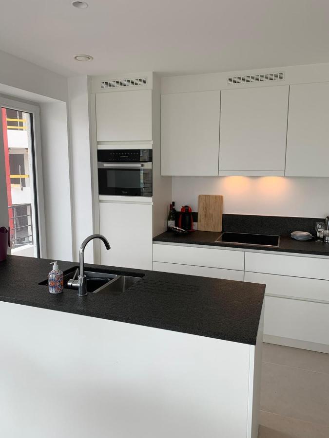 Lichtrijk 2-Slaapkamerappartement Met Zeezicht En Gratis Parking Ostende Exterior foto
