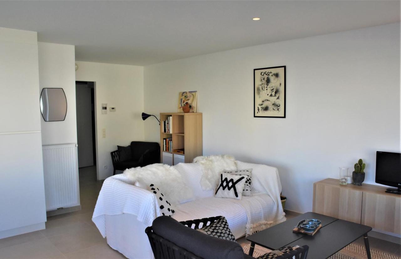 Lichtrijk 2-Slaapkamerappartement Met Zeezicht En Gratis Parking Ostende Exterior foto
